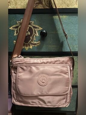 BearPaw Medium Brown Bag NWT